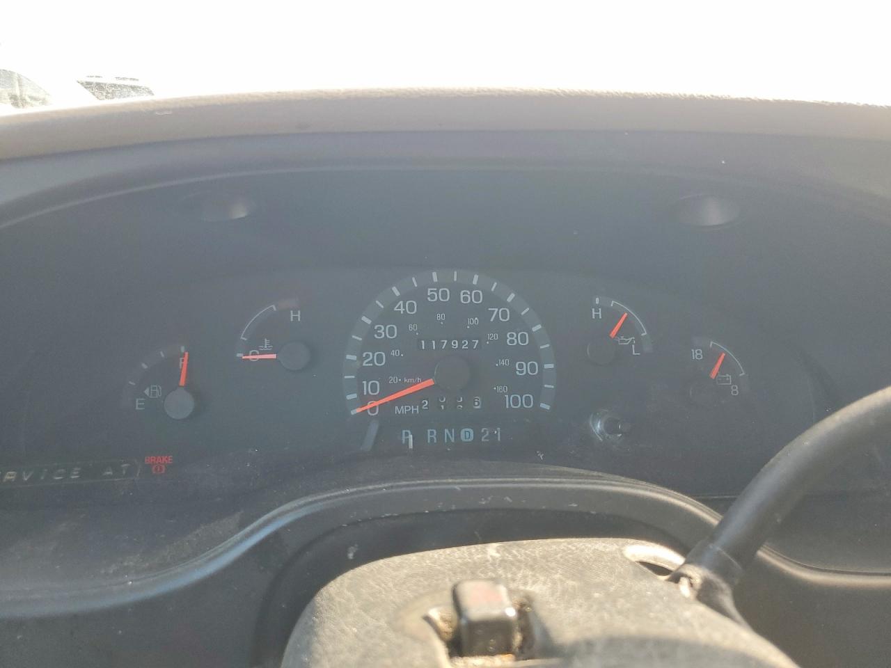 2001 FORD ECONOLINE E250 VAN photo 17