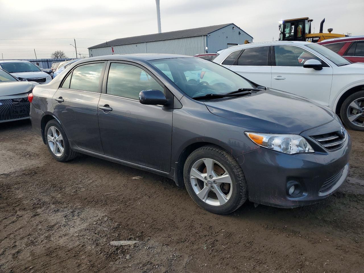 2013 TOYOTA COROLLA L photo 4