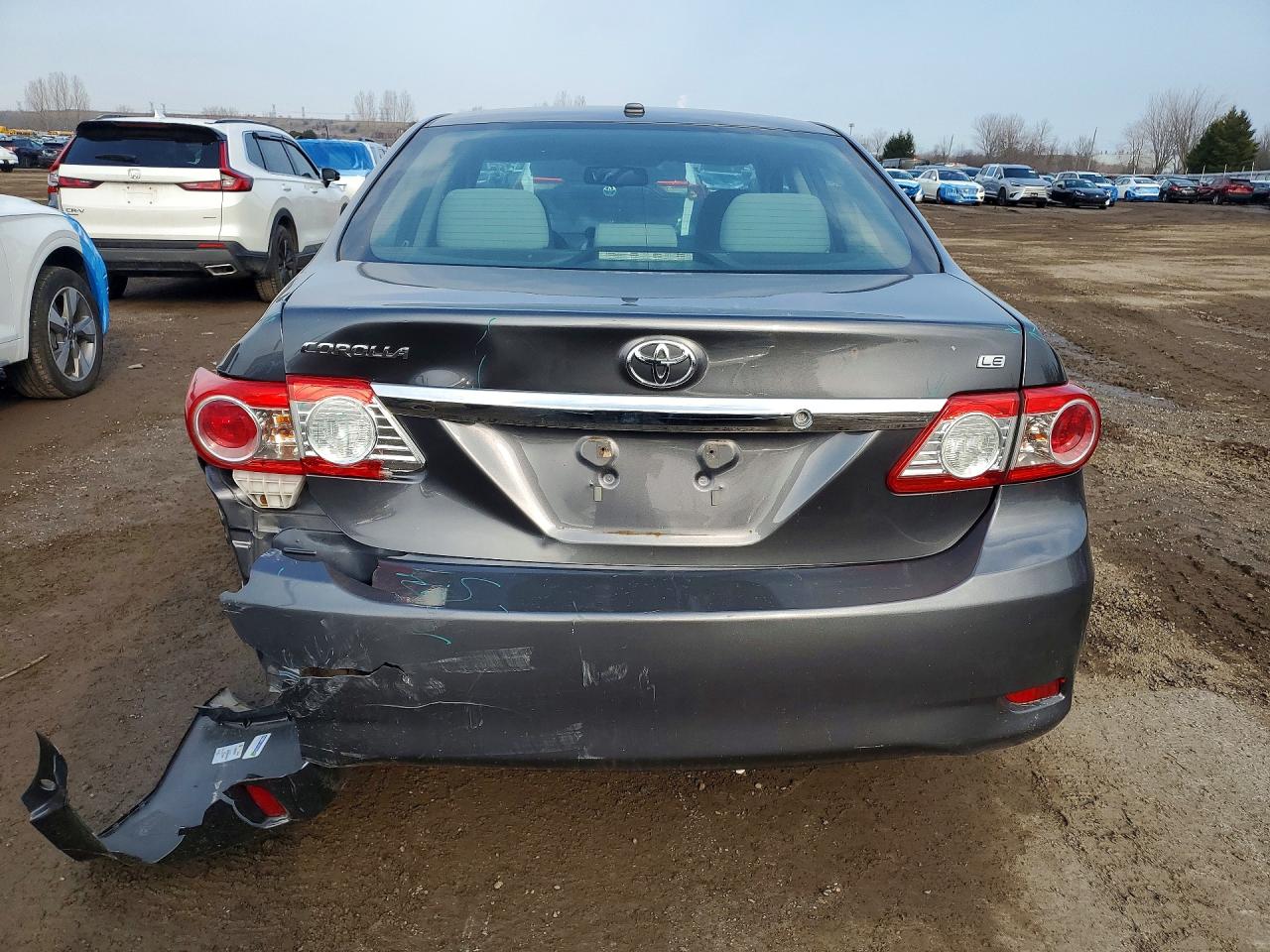 2013 TOYOTA COROLLA L photo 6