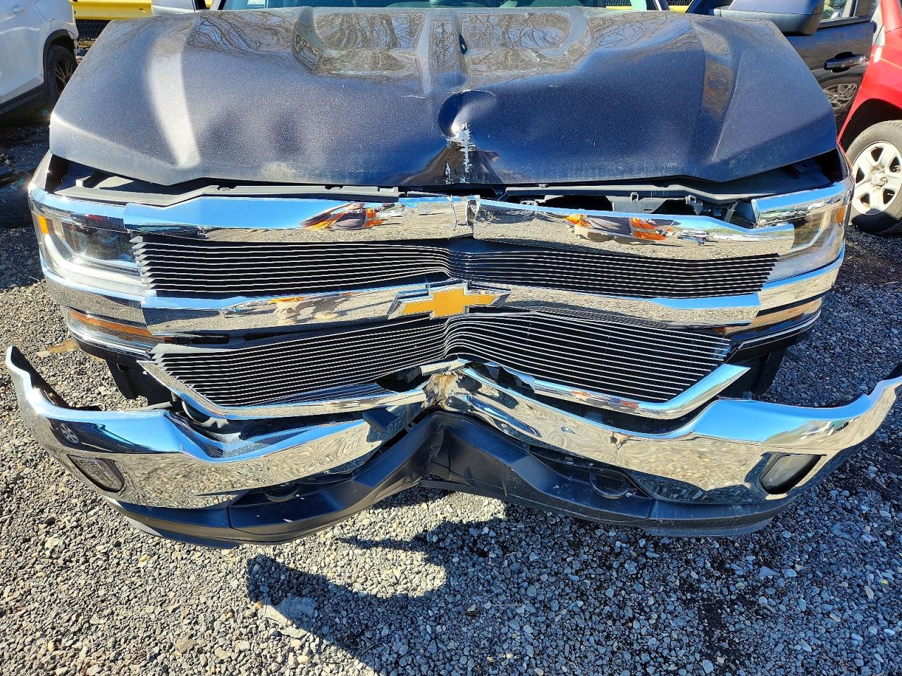 2016 CHEVROLET SILVERADO K1500 LT photo 11