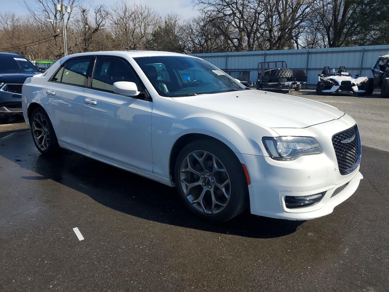 2018 CHRYSLER 300 S photo 4