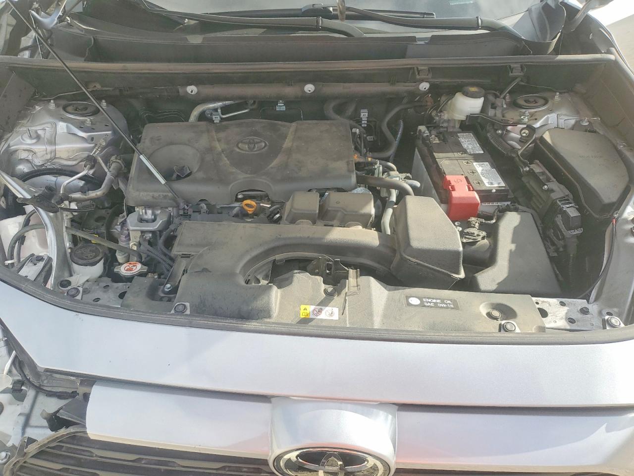 2025 TOYOTA RAV4 XLE photo 21