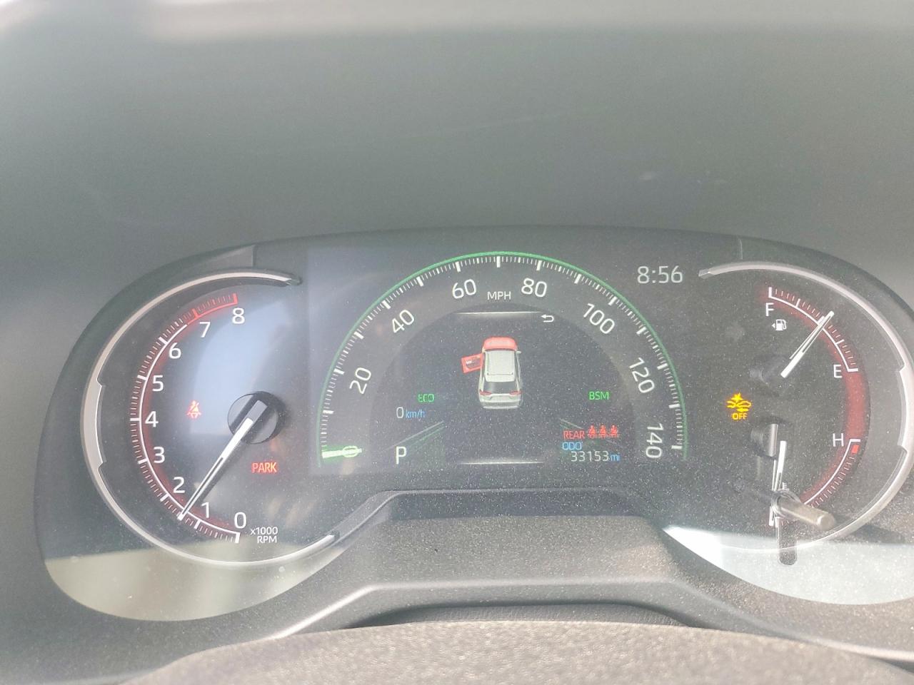 2025 TOYOTA RAV4 XLE photo 17