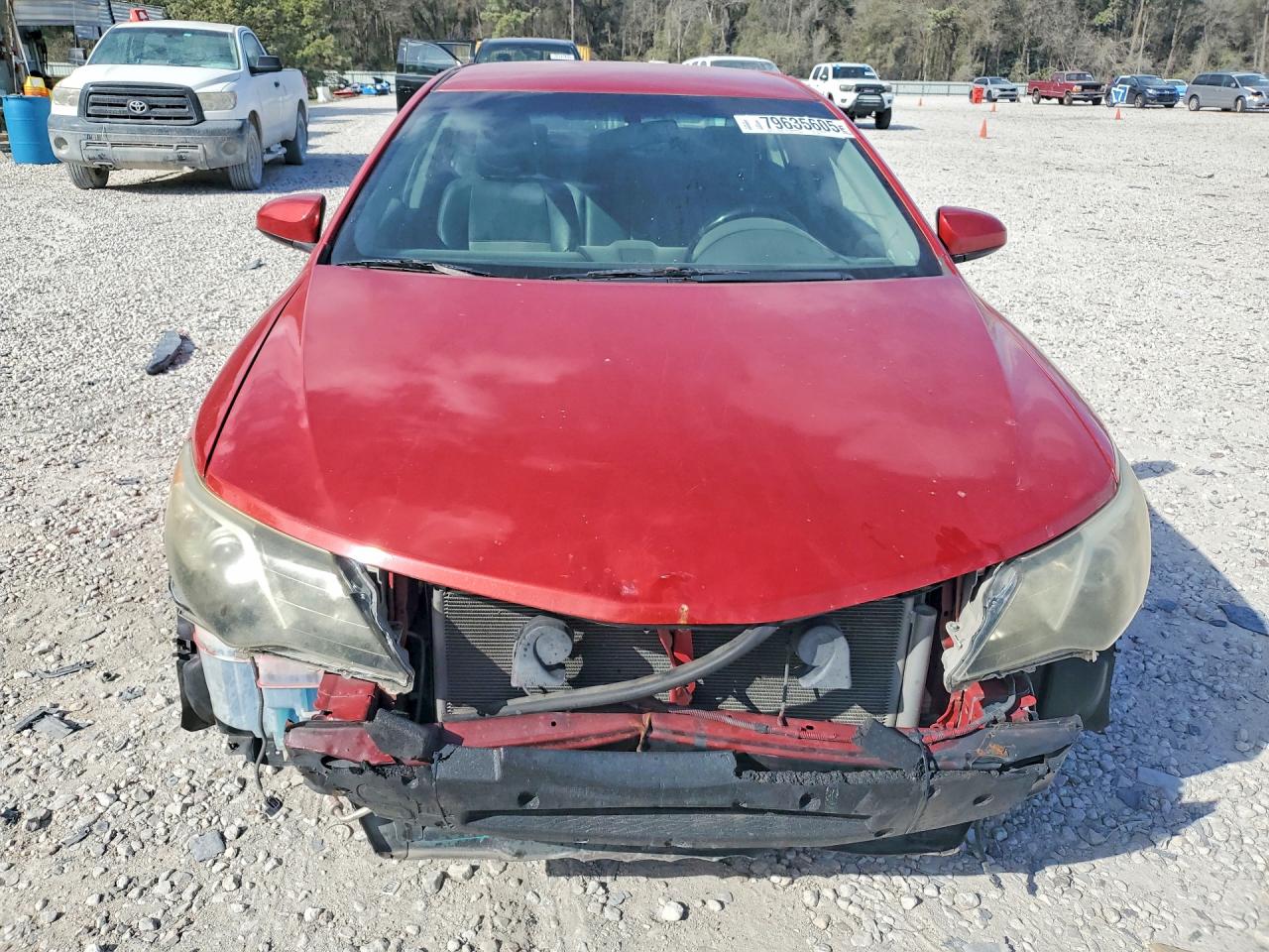 2014 TOYOTA CAMRY SE photo 5