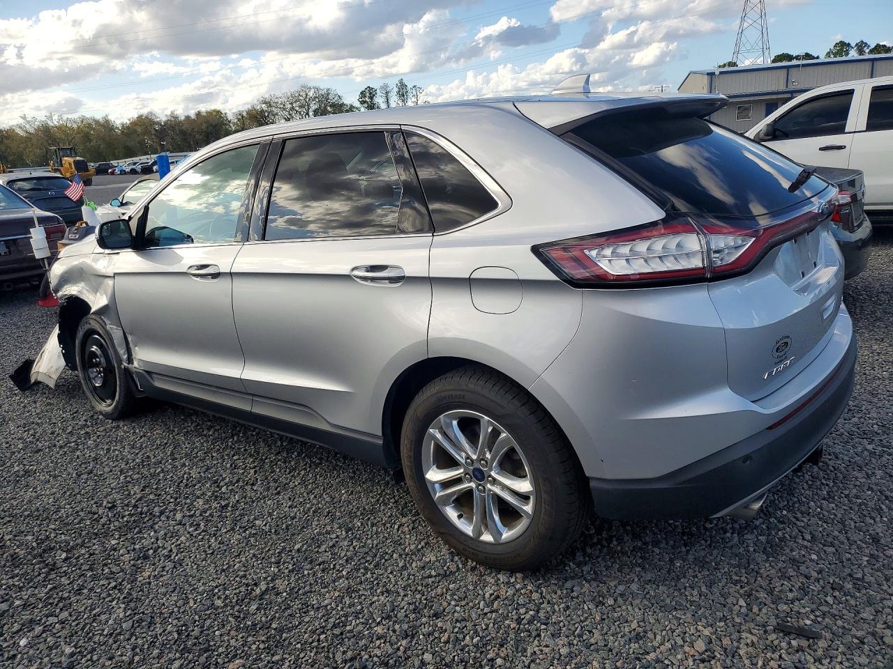 2015 FORD EDGE SEL photo 2