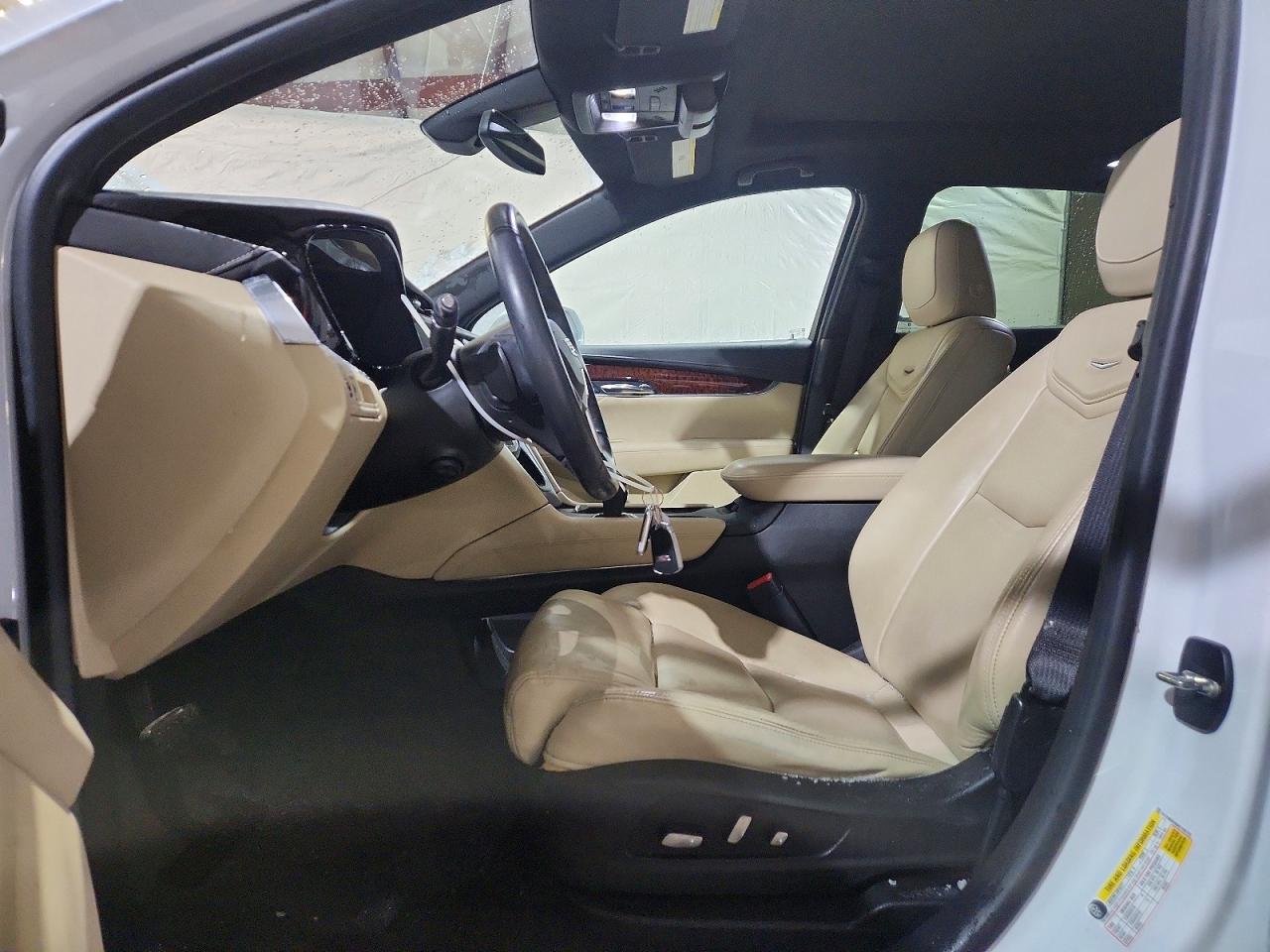 2017 CADILLAC XT5 LUXURY photo 13