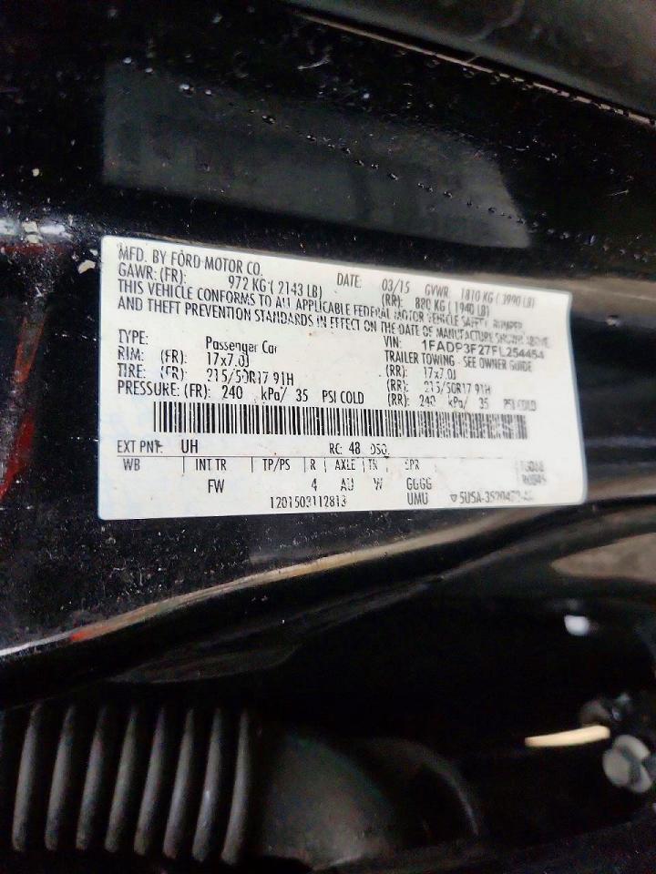 2015 FORD FOCUS SE photo 12