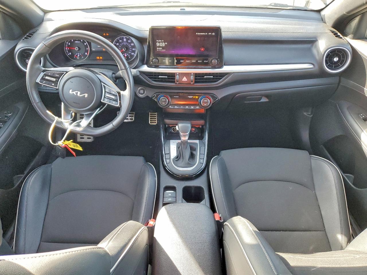 2024 KIA FORTE GT-LINE photo 15