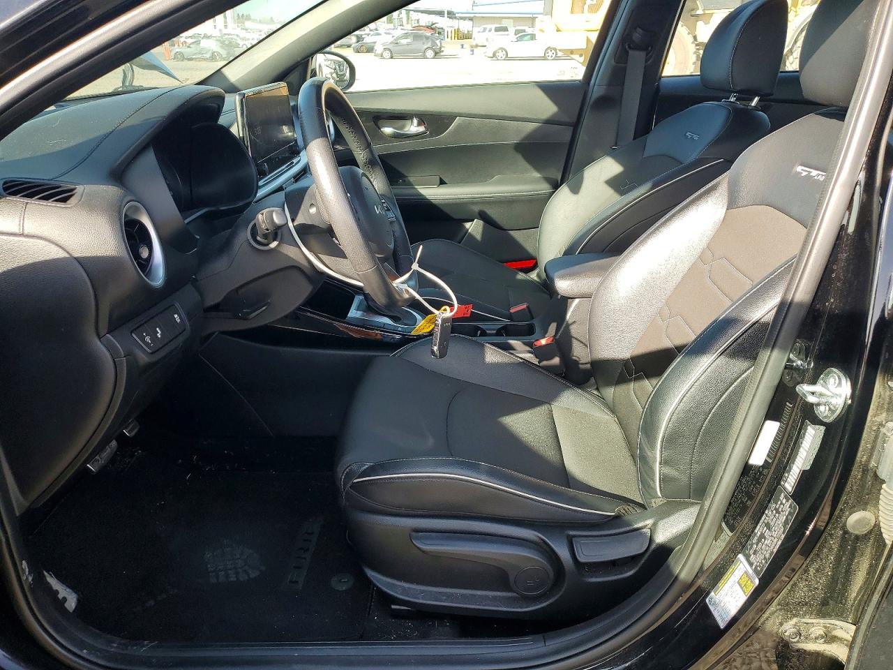 2024 KIA FORTE GT-LINE photo 13