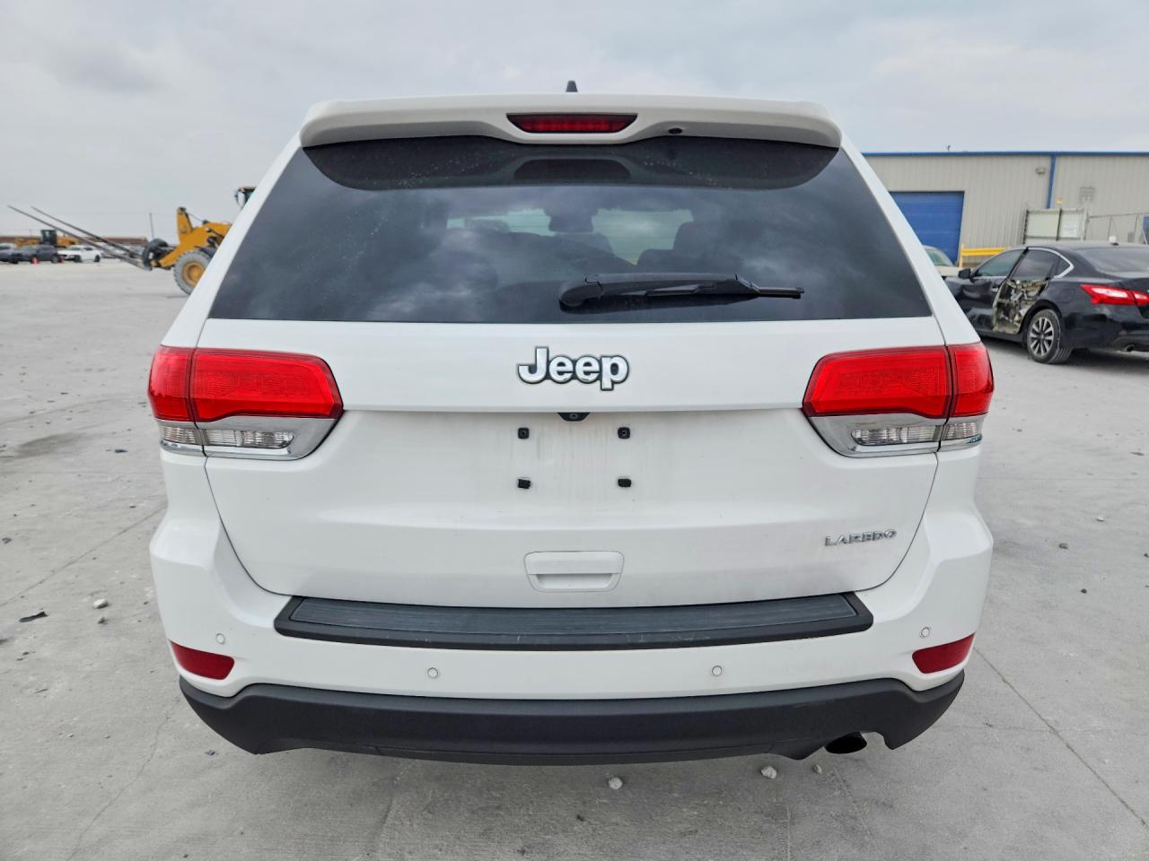 2018 JEEP GRAND CHEROKEE photo 11