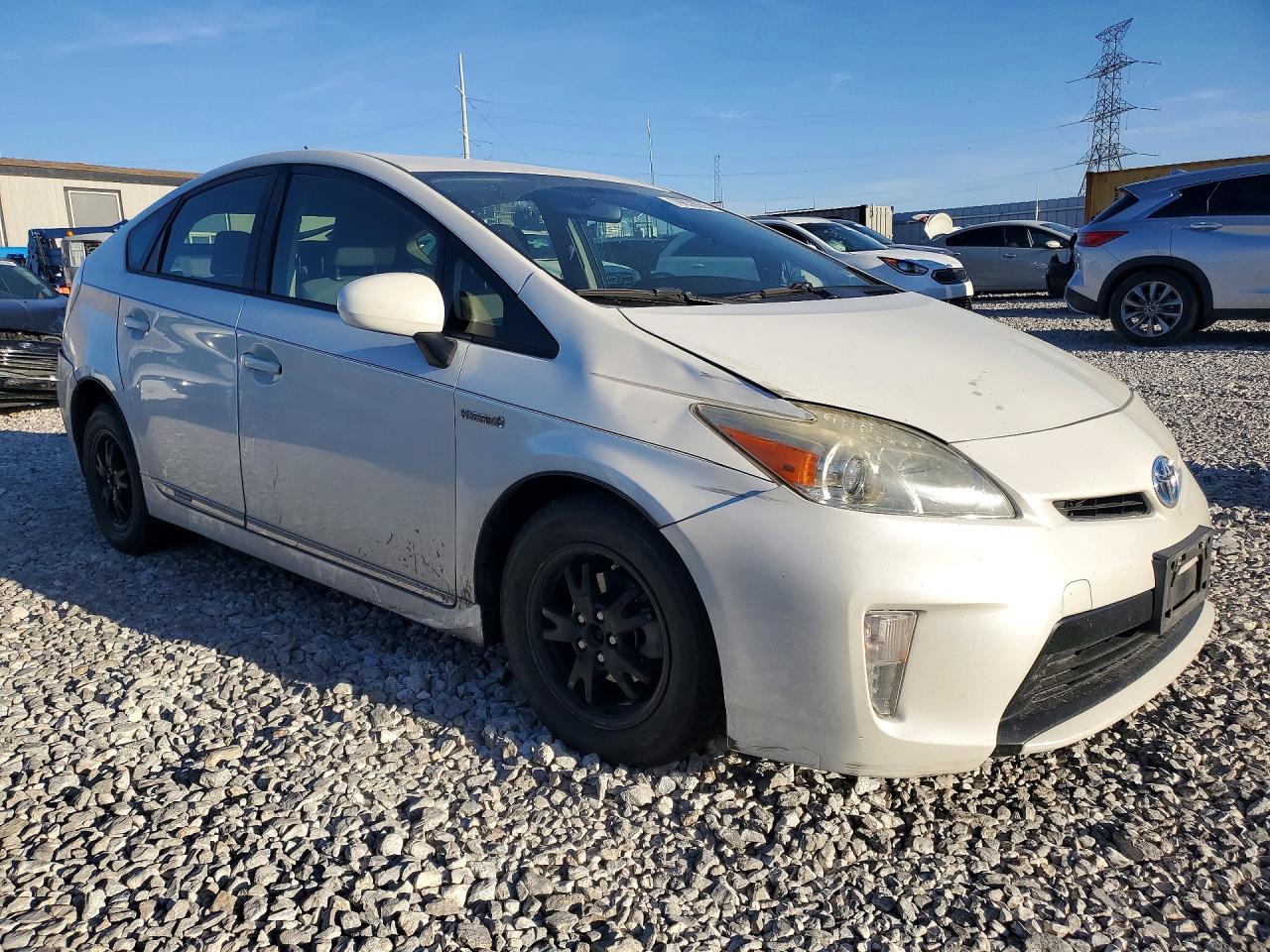 2014 TOYOTA PRIUS THREE photo 7