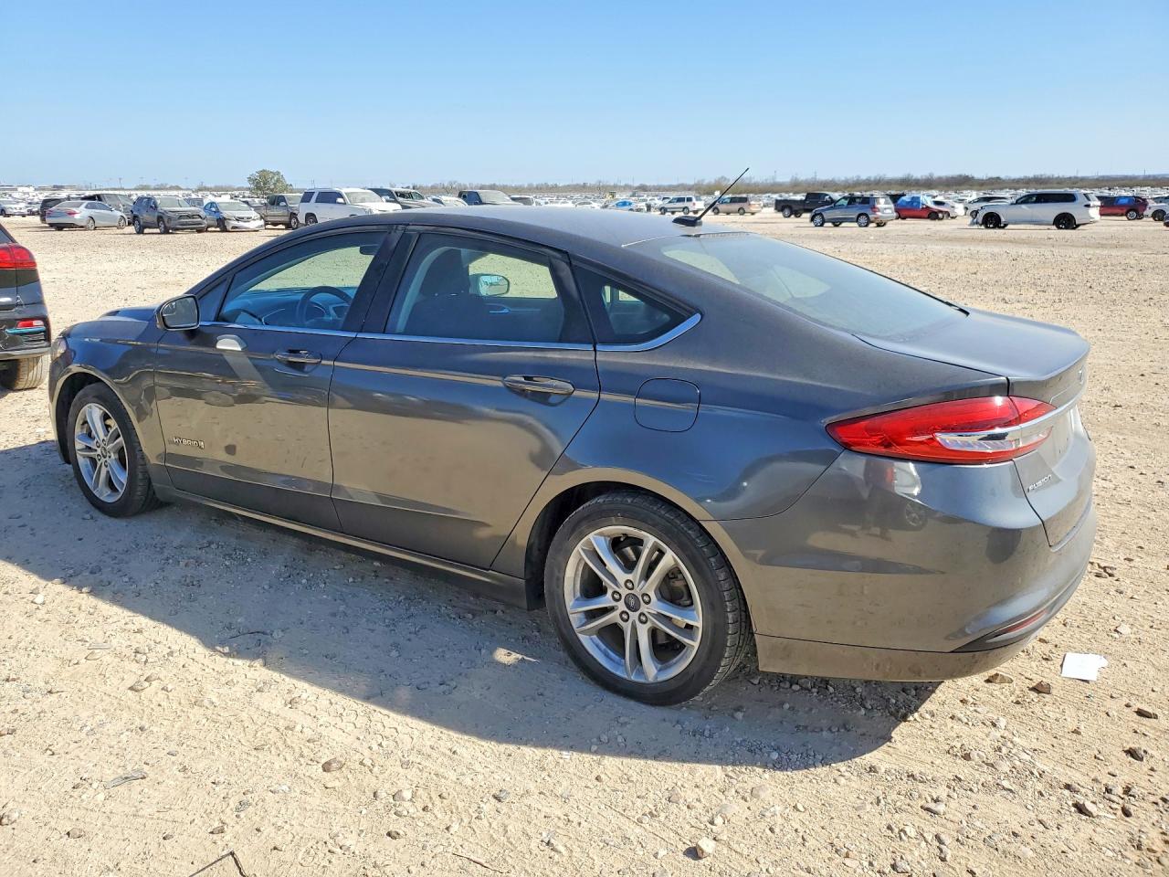 2018 FORD FUSION SE HYBRID photo 2