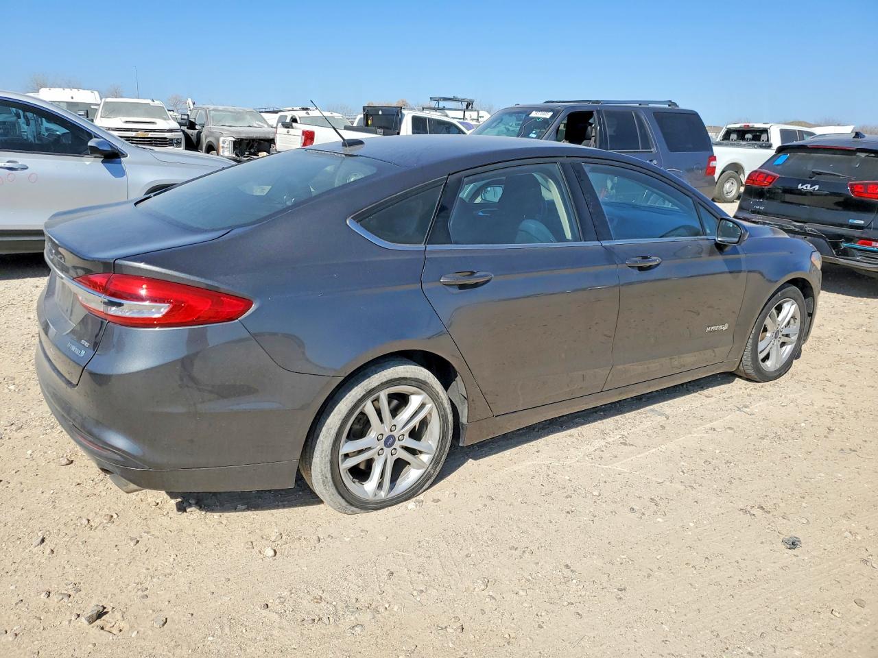 2018 FORD FUSION SE HYBRID photo 3