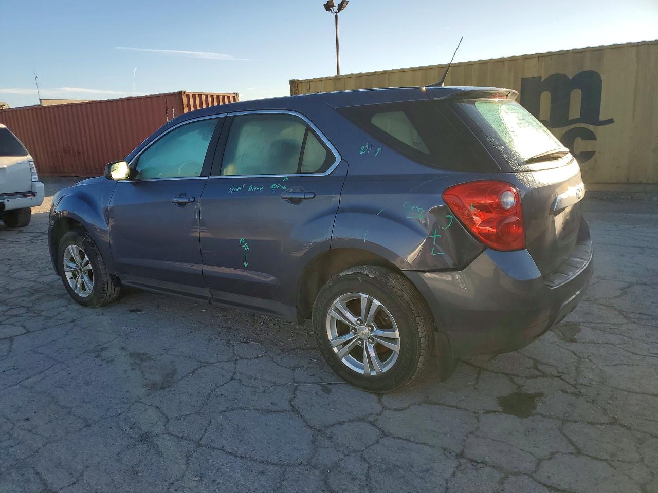 2013 CHEVROLET EQUINOX LS photo 2