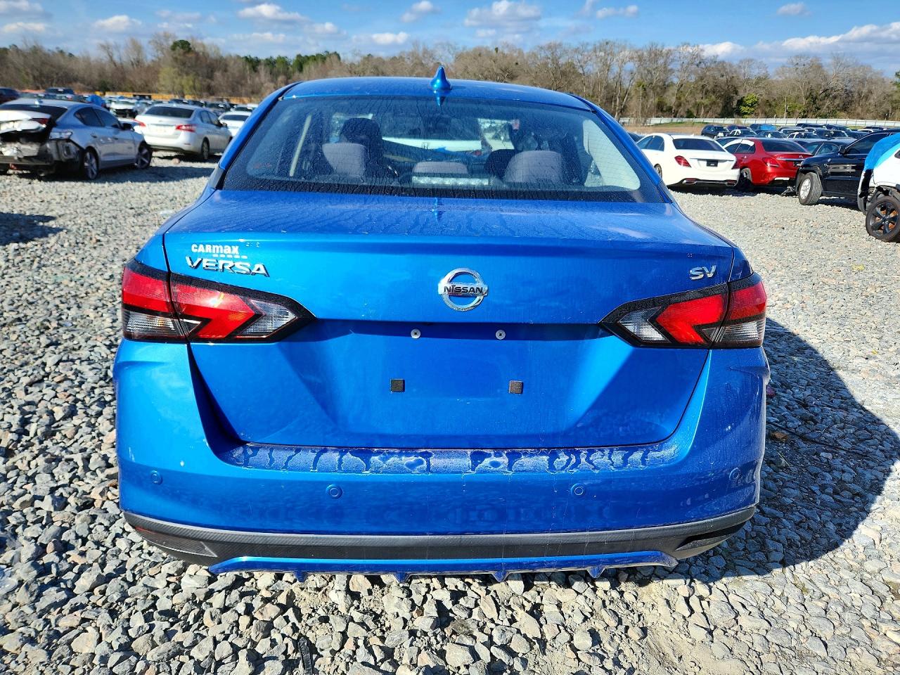 2021 NISSAN VERSA SV photo 16