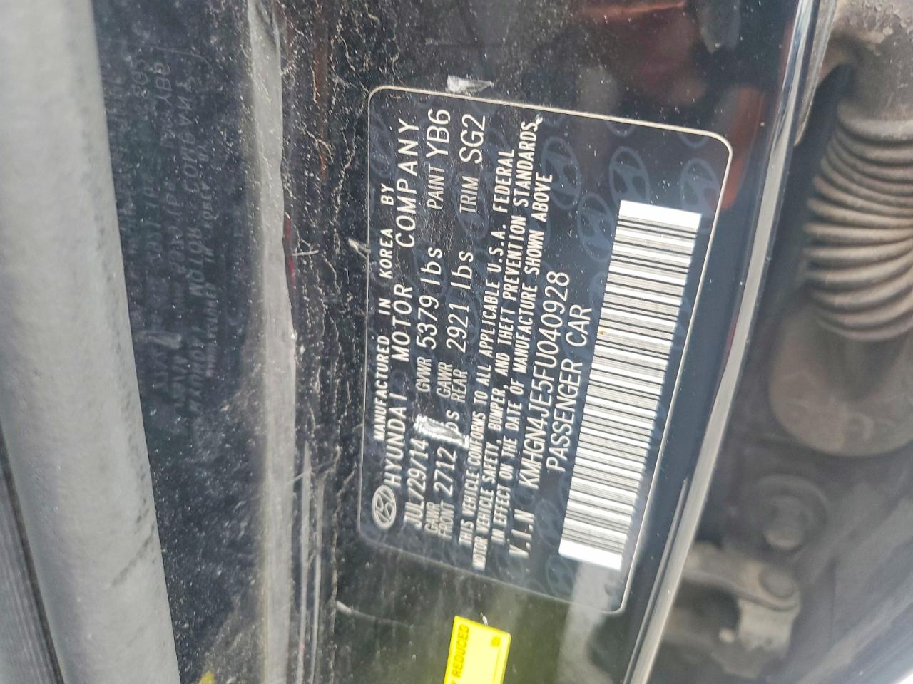 2015 HYUNDAI GENESIS 3.8L photo 34
