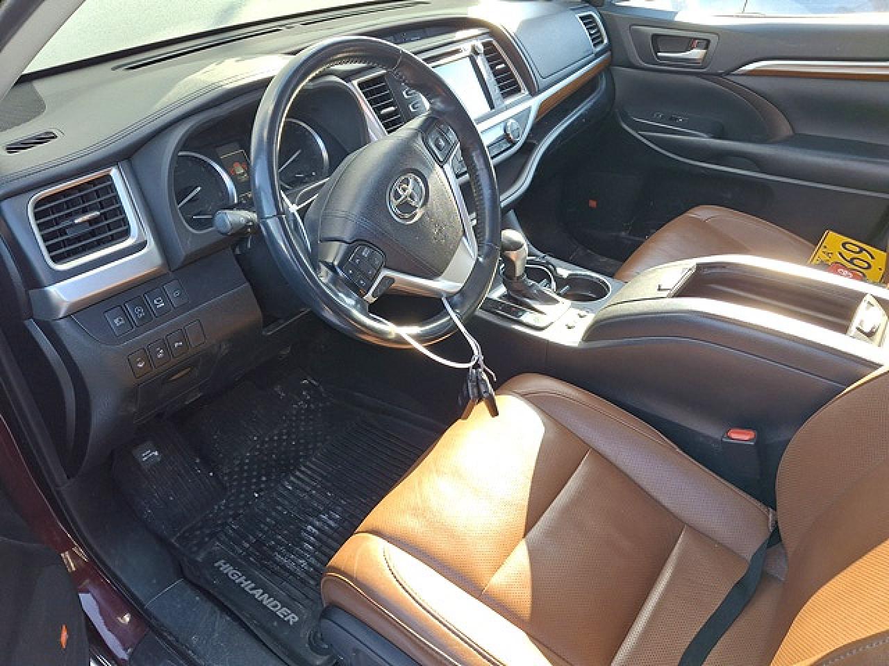 2019 TOYOTA HIGHLANDER LIMITED PLATINUM photo 19