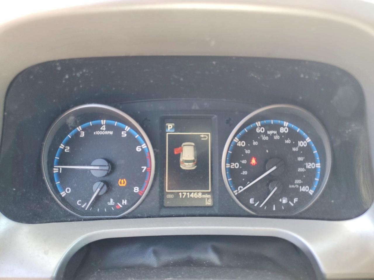2017 TOYOTA RAV4 LE photo 17