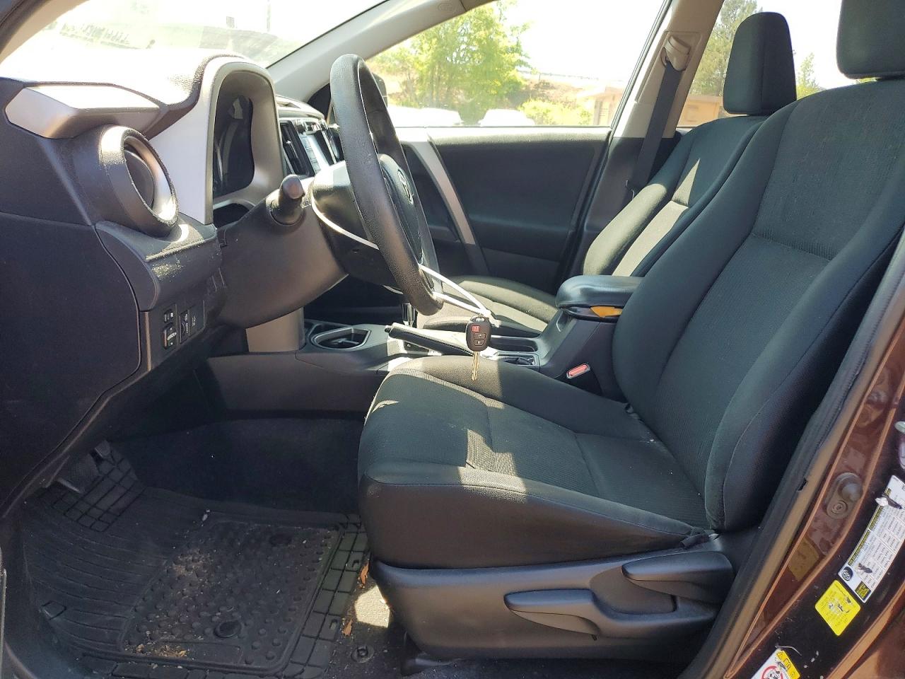 2017 TOYOTA RAV4 LE photo 13