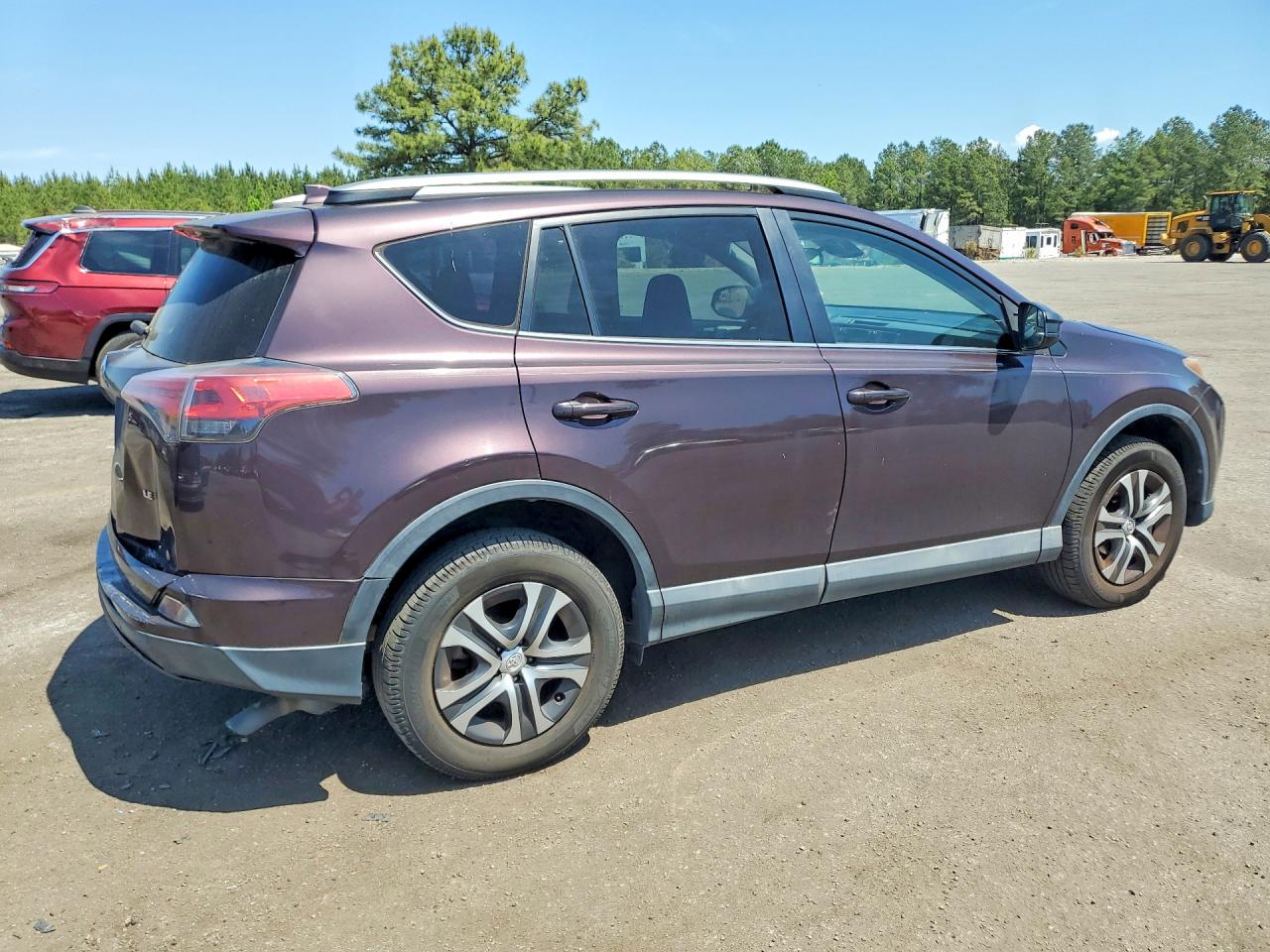 2017 TOYOTA RAV4 LE photo 5
