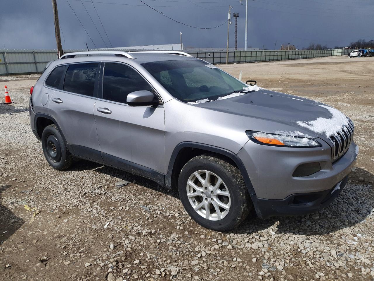 2018 JEEP CHEROKEE LATITUDE photo 4