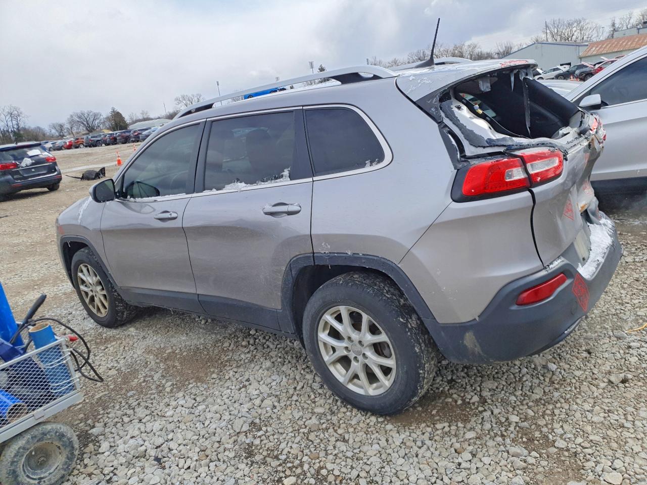 2018 JEEP CHEROKEE LATITUDE photo 2