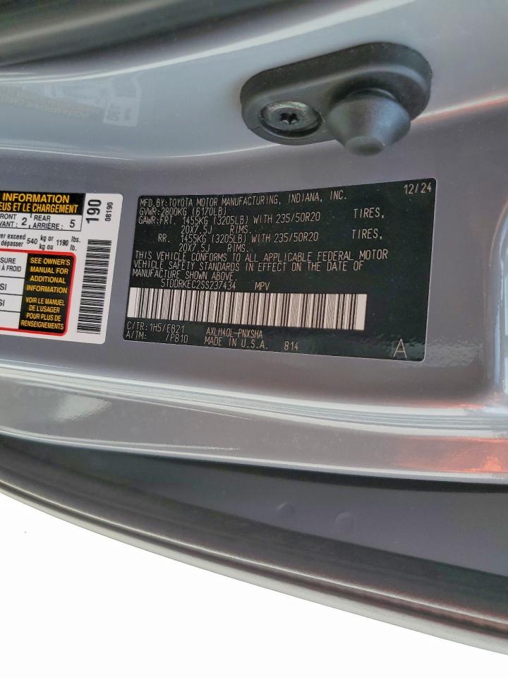 2025 TOYOTA SIENNA XSE 7-PASSENGER photo 23