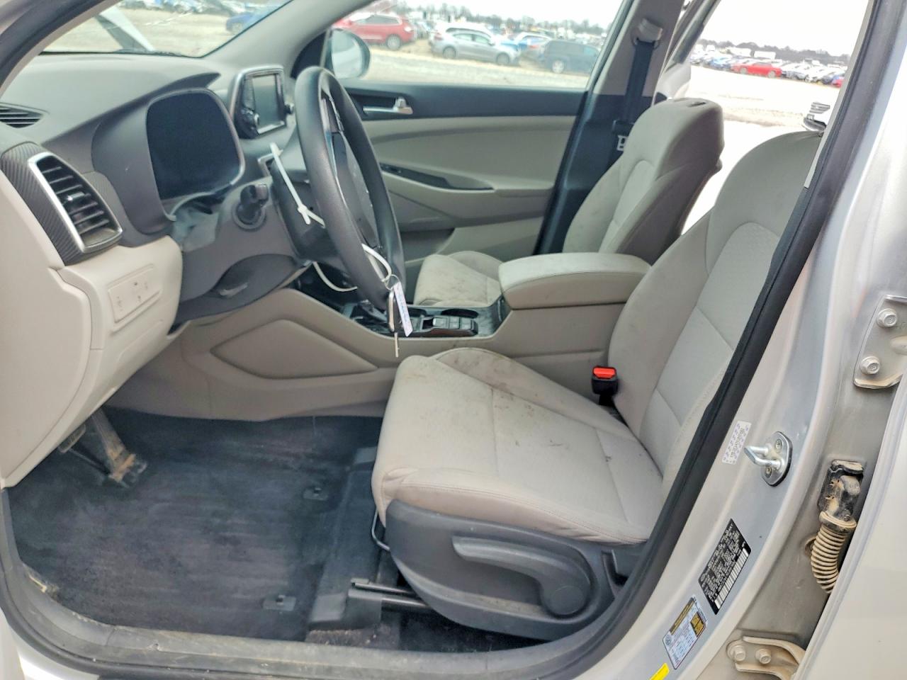 2019 HYUNDAI TUCSON SE photo 7