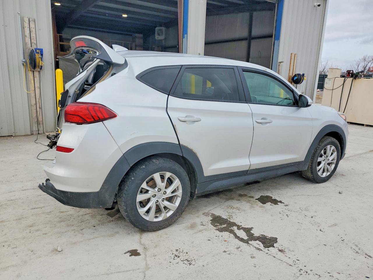 2019 HYUNDAI TUCSON SE photo 3