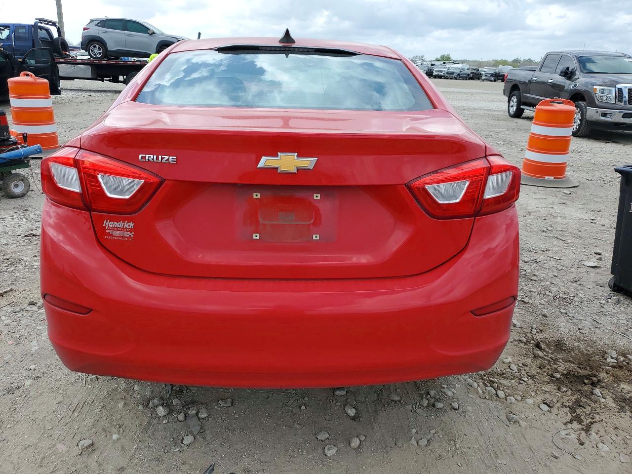 2016 CHEVROLET CRUZE LS photo 16