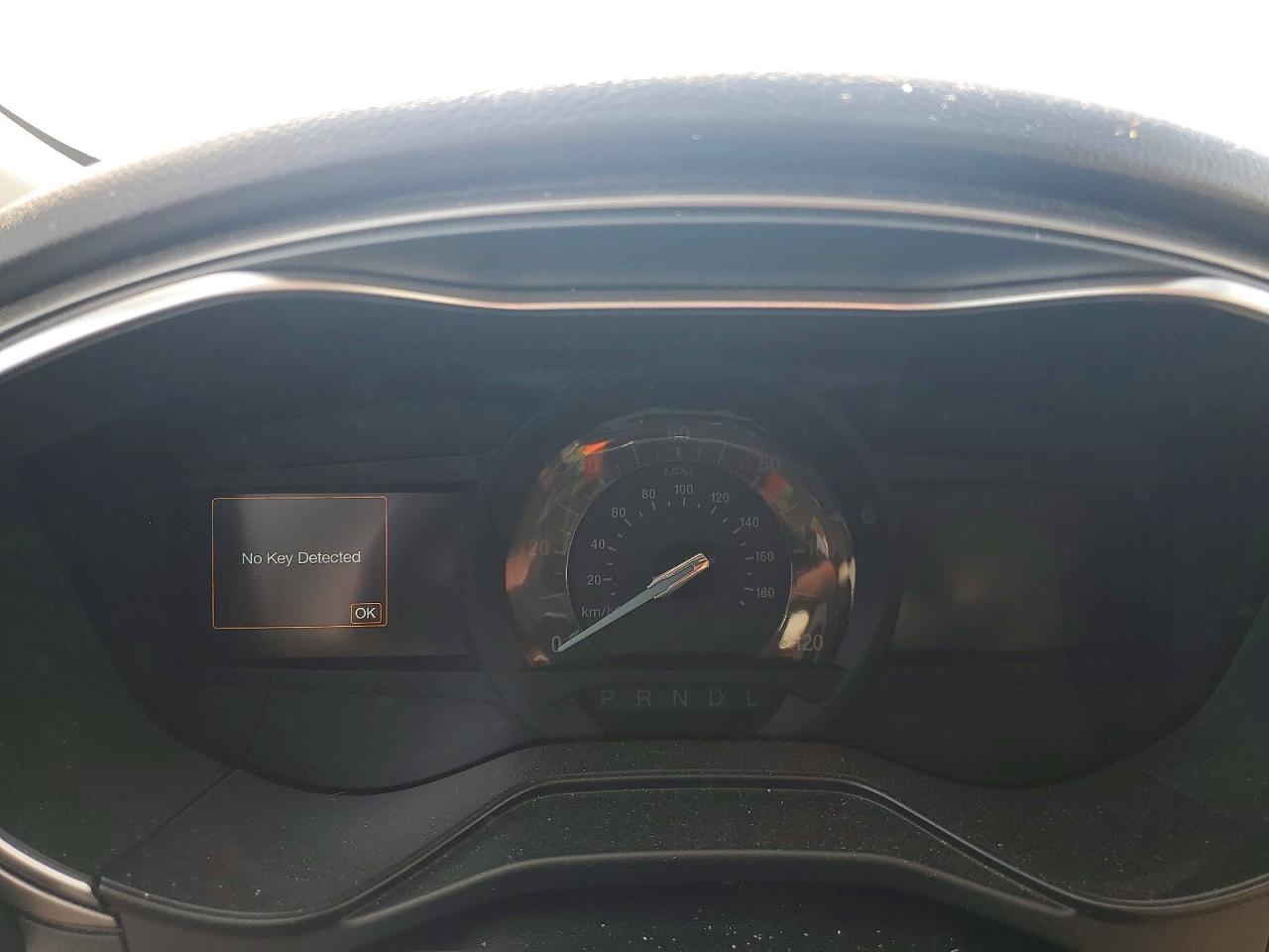 2019 FORD FUSION SE photo 17