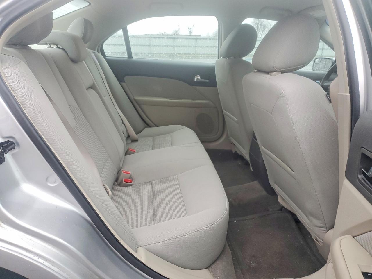 2012 FORD FUSION SE photo 19