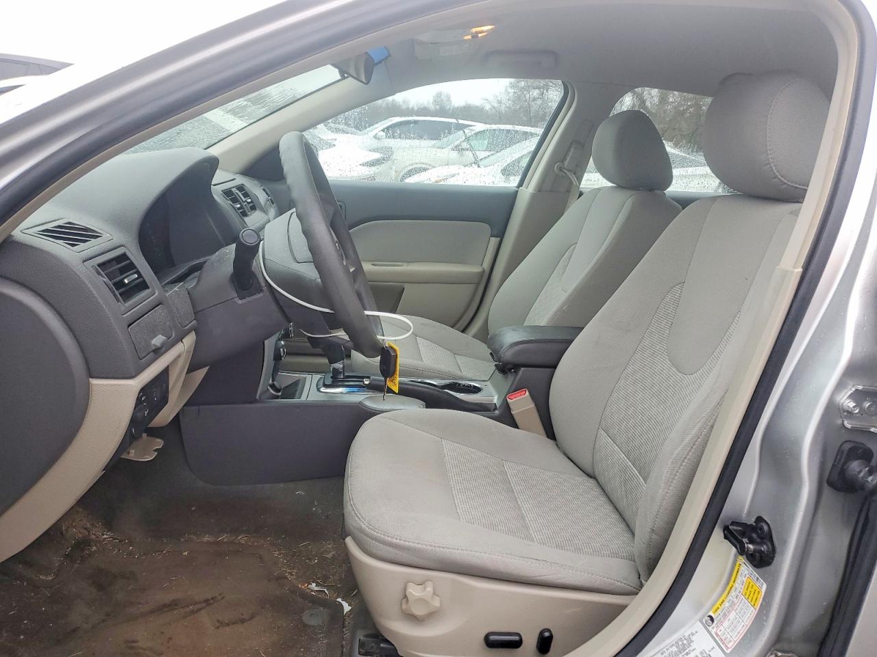 2012 FORD FUSION SE photo 13