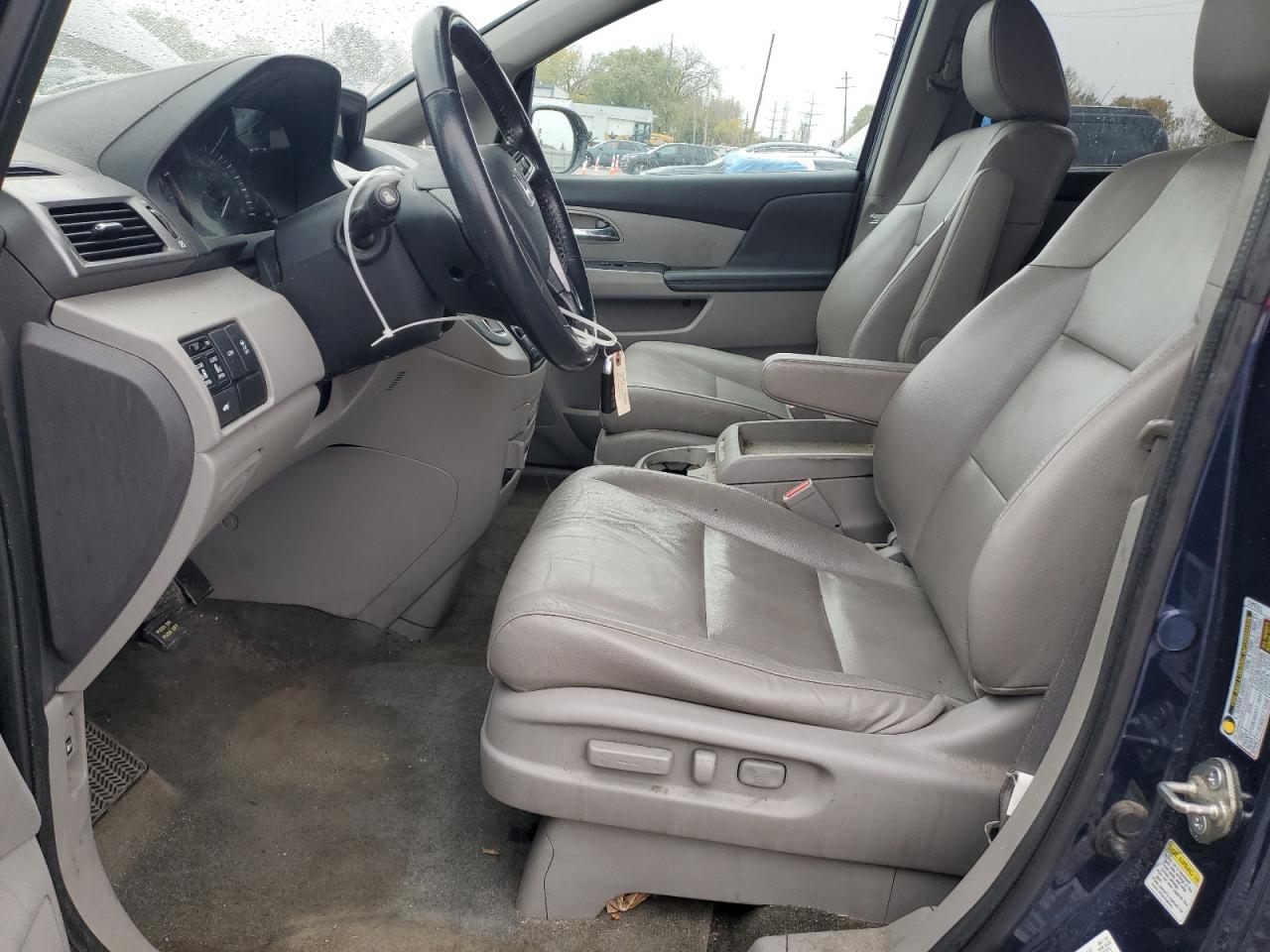 2014 HOND ODYSSEY photo 19