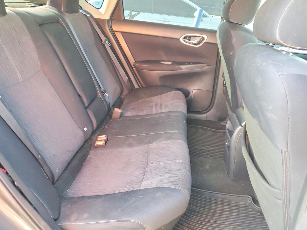 2014 NISSAN SENTRA SV photo 10