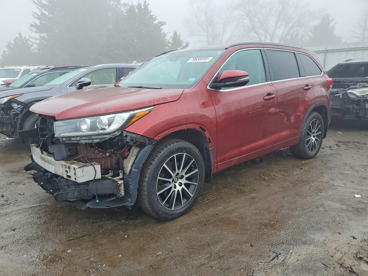 2017 TOYOTA HIGHLANDER