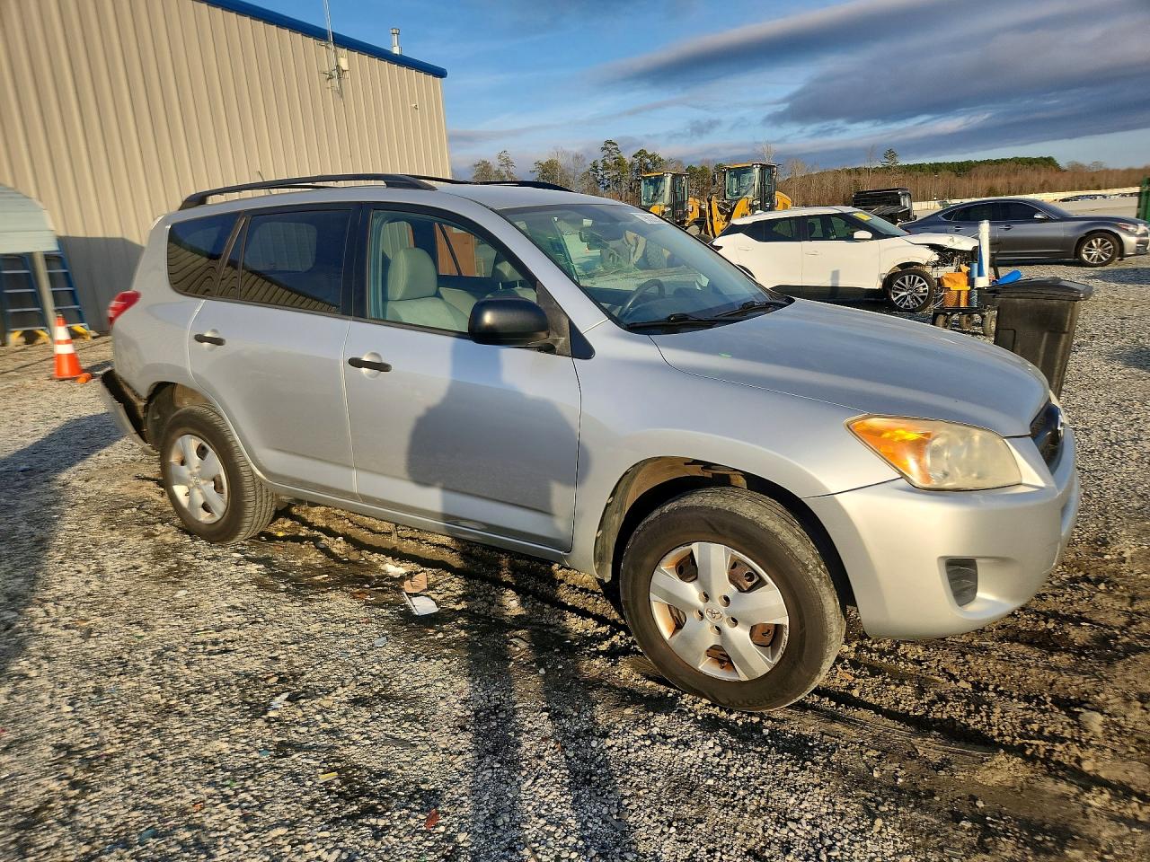 2009 TOYOTA RAV4 BASE photo 4