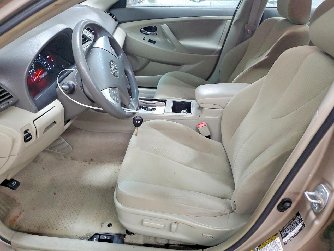 2007 TOYOTA CAMRY LE photo 13