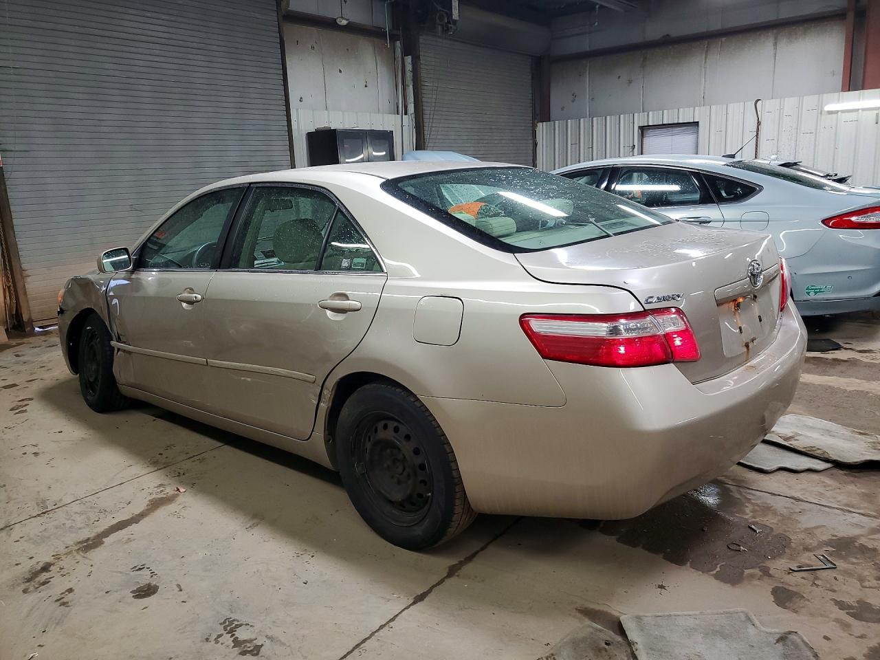 2007 TOYOTA CAMRY LE photo 3