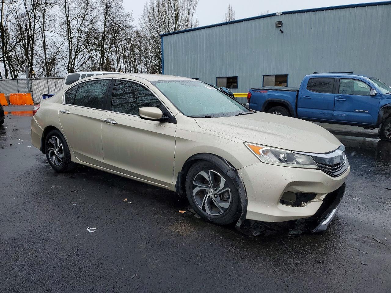 2016 HONDA ACCORD LX photo 4