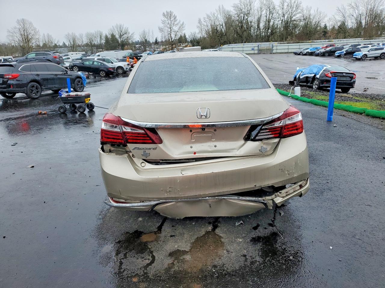 2016 HONDA ACCORD LX photo 6