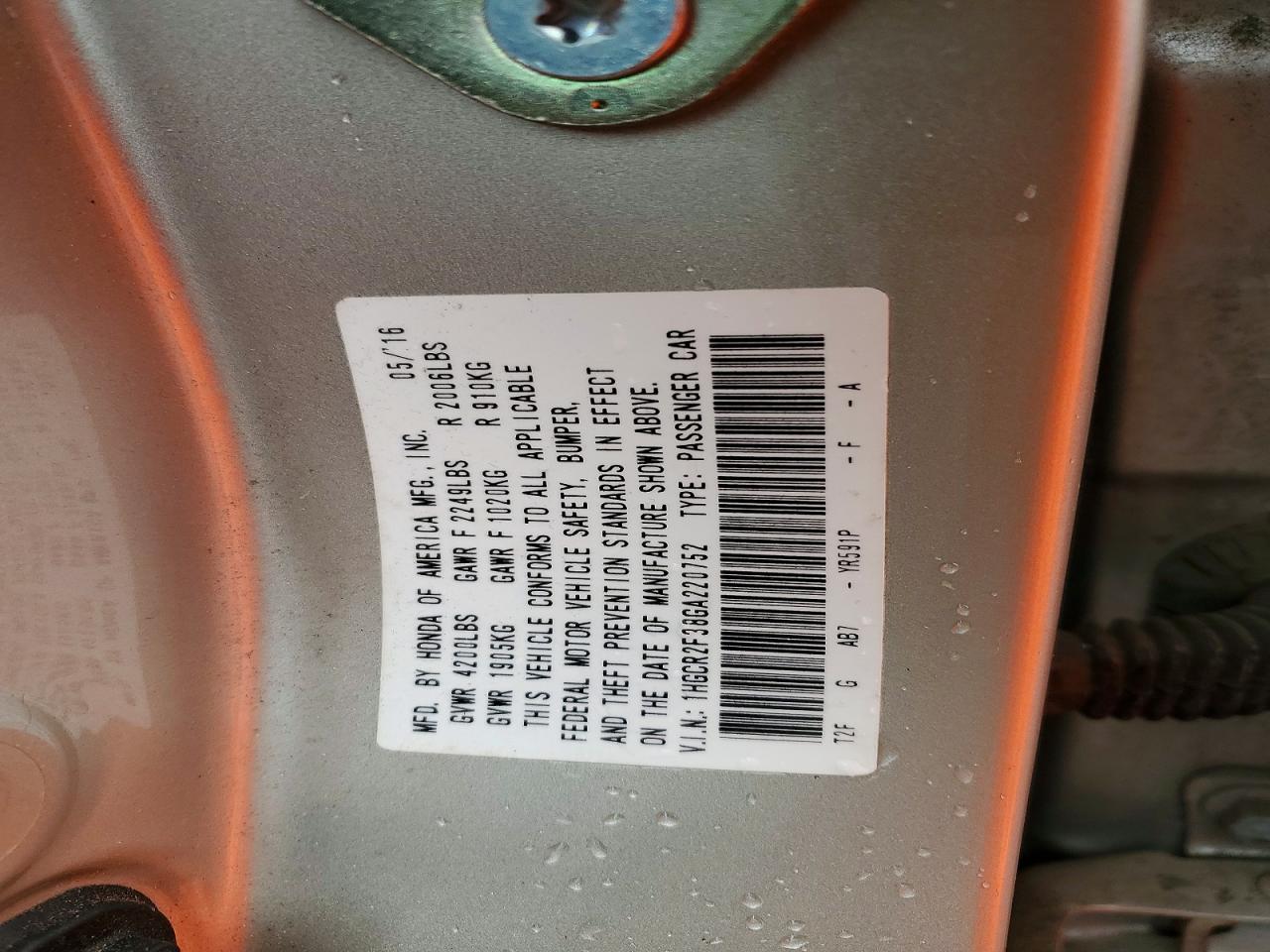 2016 HONDA ACCORD LX photo 12