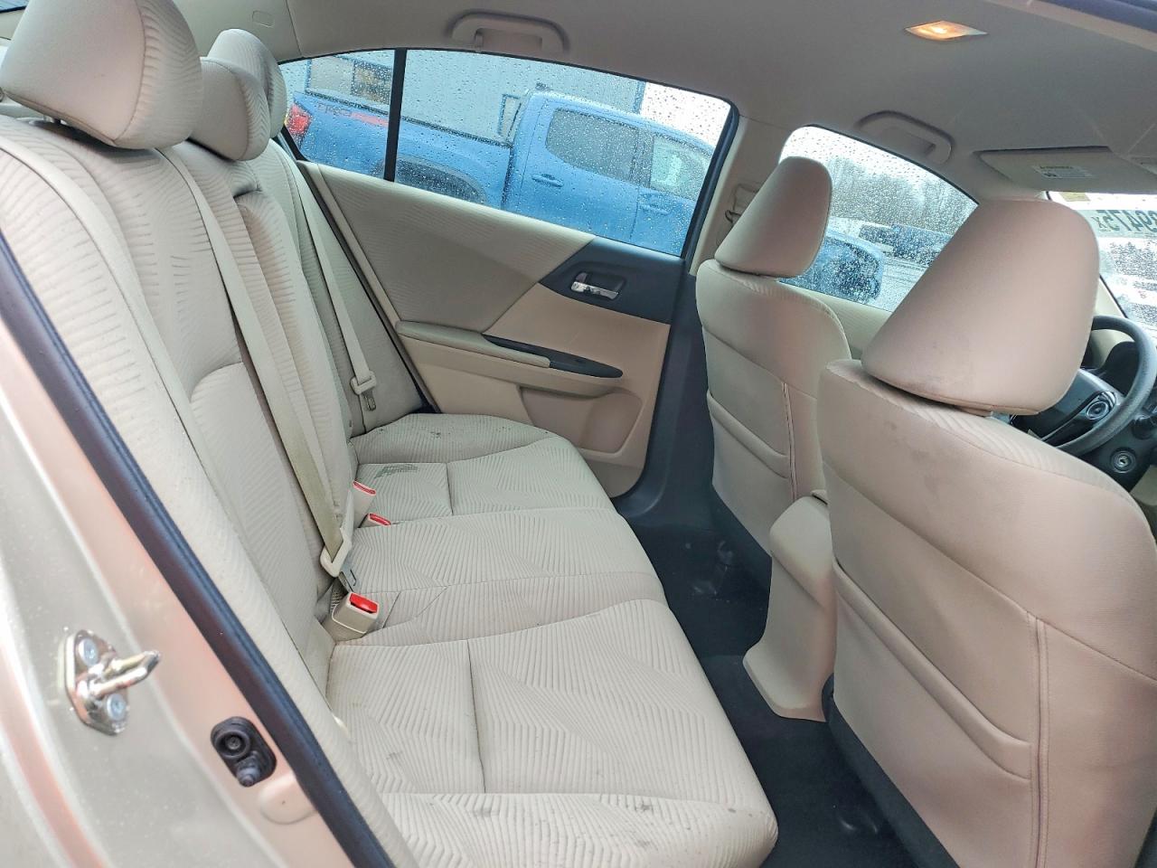 2016 HONDA ACCORD LX photo 10