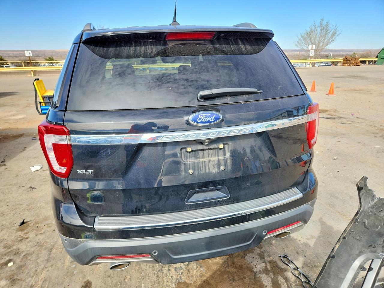 2018 FORD EXPLORER XLT photo 6