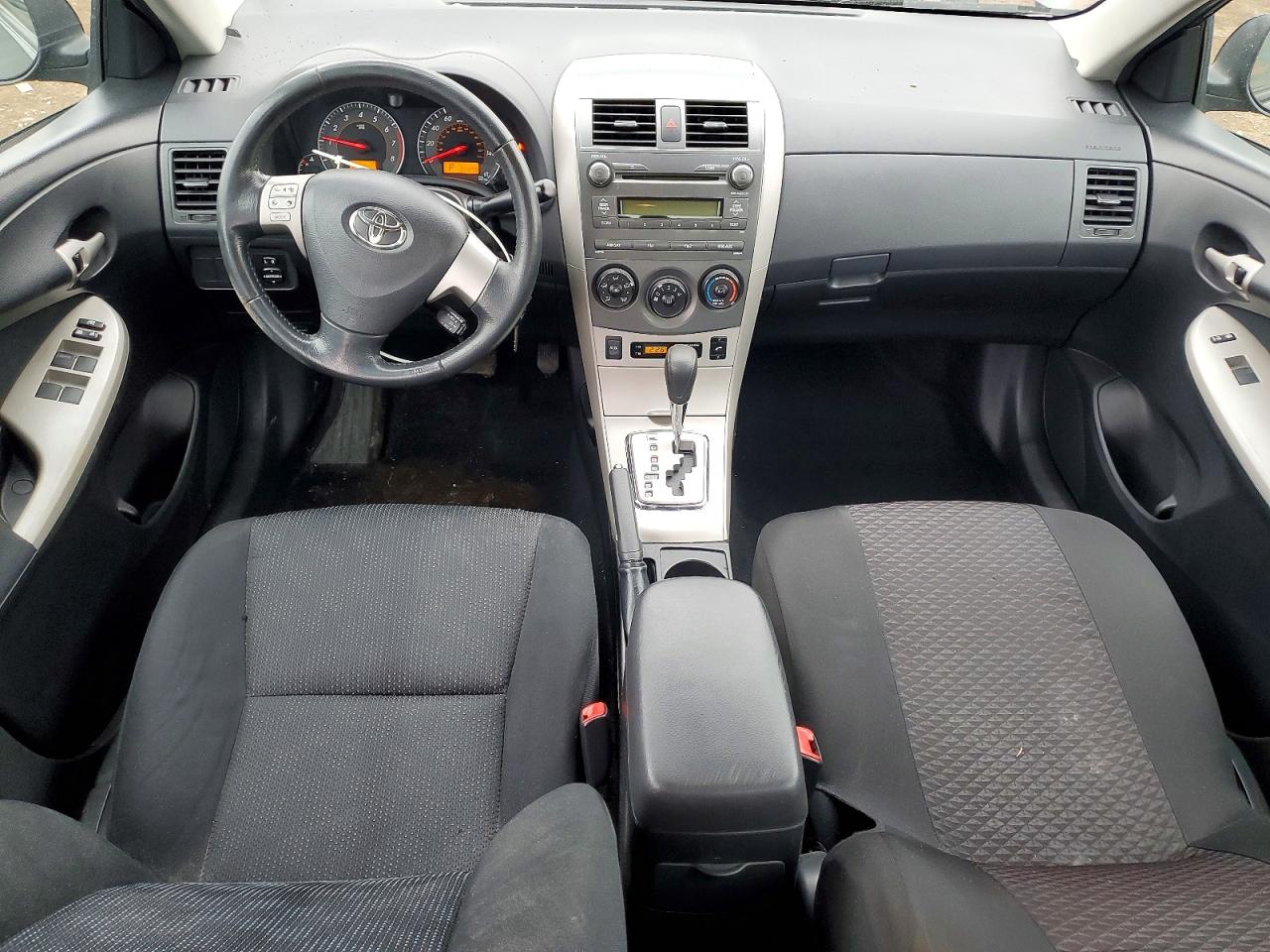2010 TOYOTA COROLLA S photo 22
