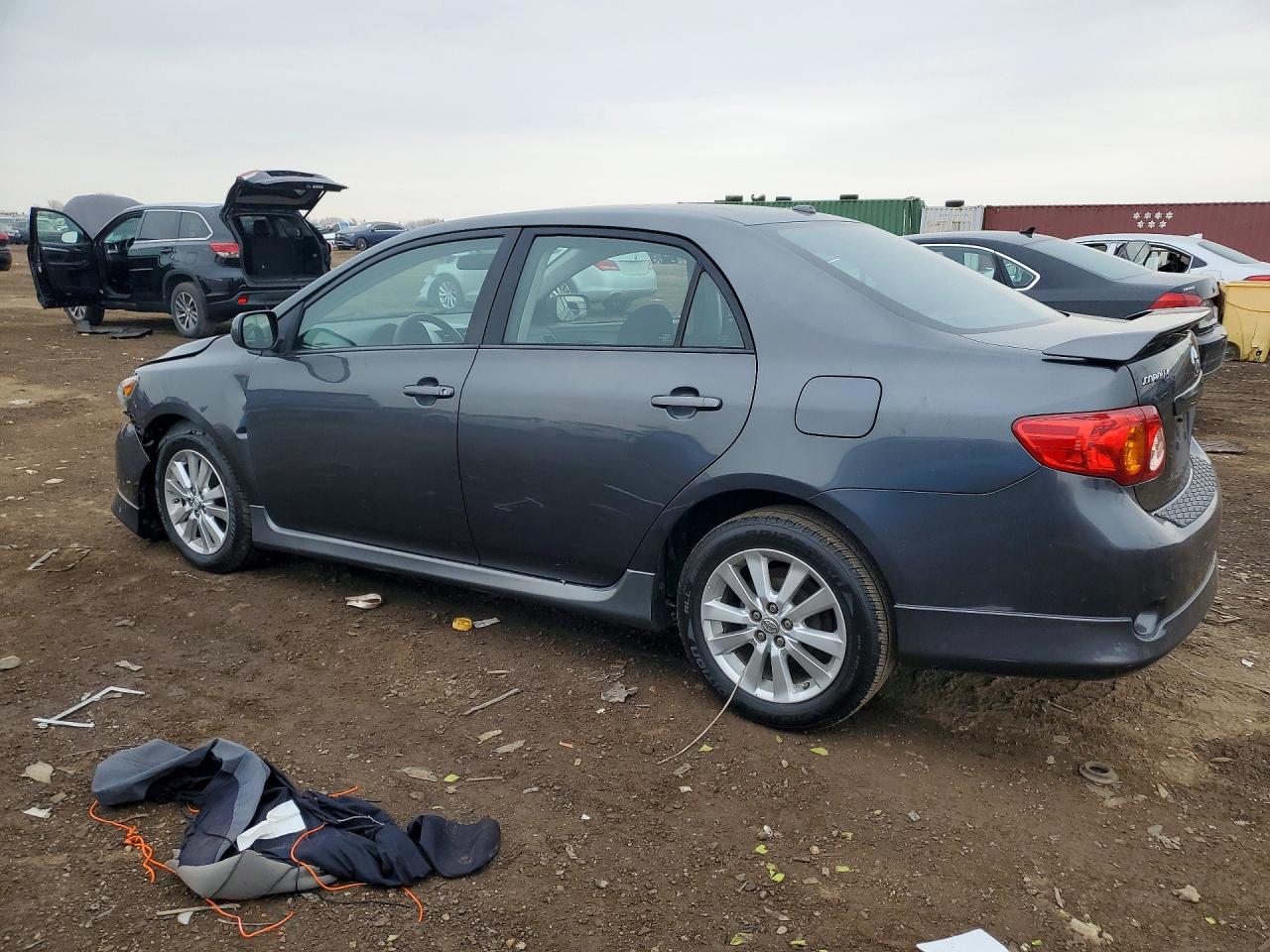 2010 TOYOTA COROLLA S photo 4