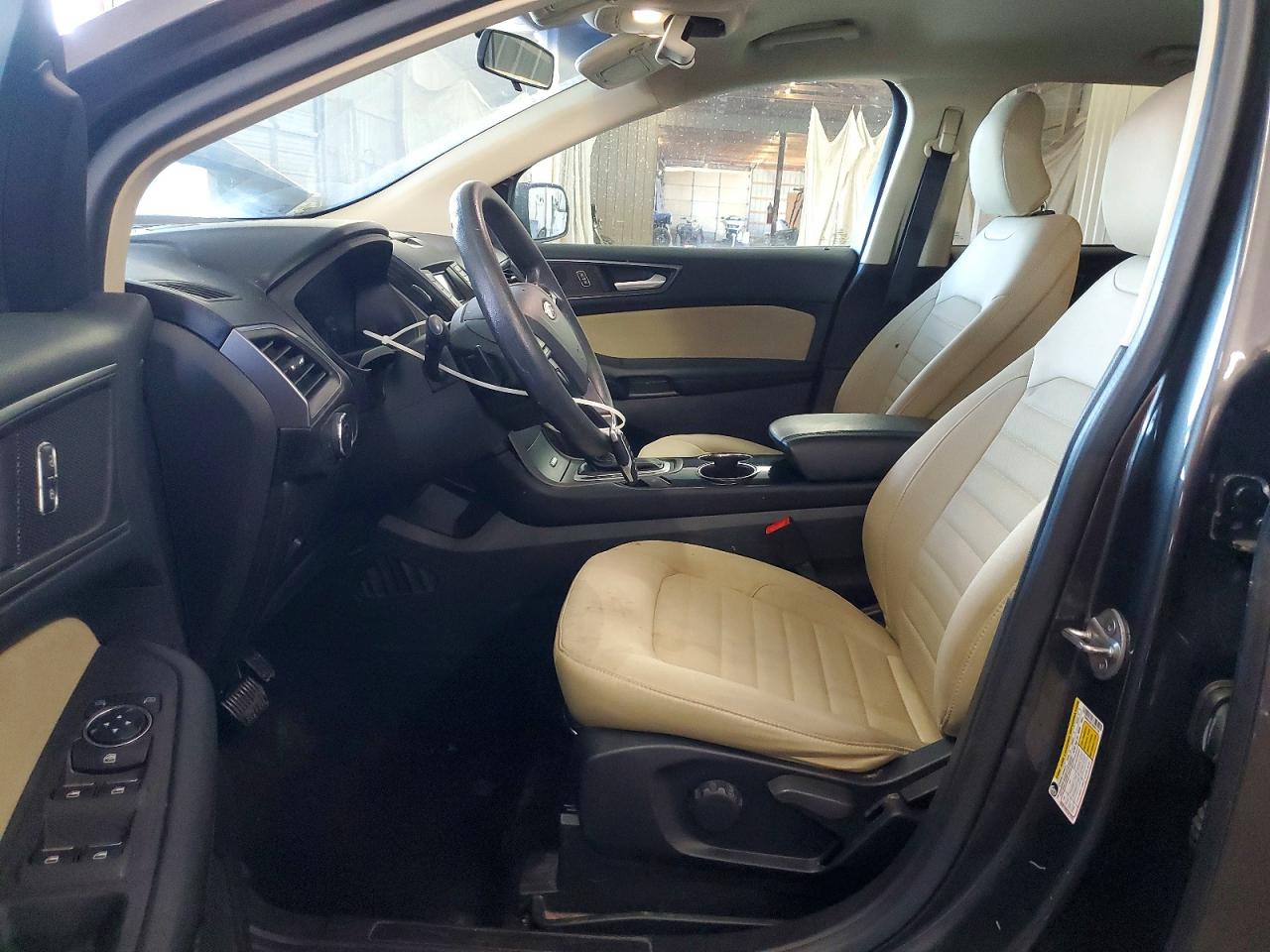 2016 FORD EDGE SE photo 7
