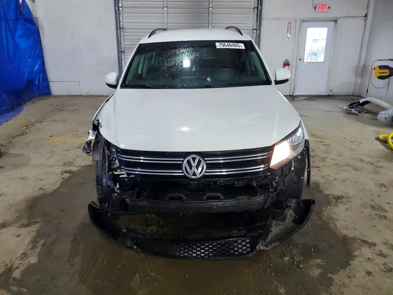 2017 VOLKSWAGEN TIGUAN S photo 9