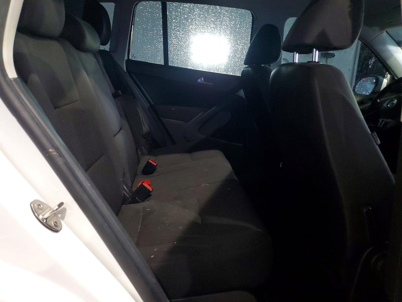 2017 VOLKSWAGEN TIGUAN S photo 21