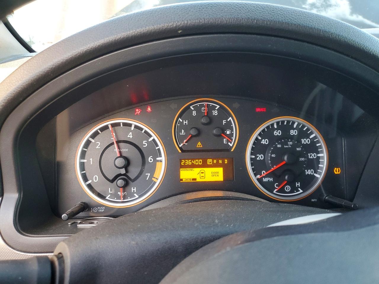 2010 NISSAN ARMADA SE photo 25
